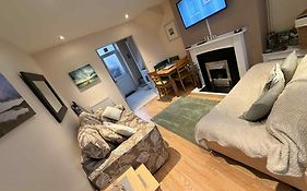 Hill View Cottage